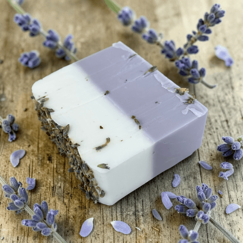 Přírodní mýdlo Levandule, bambucké máslo